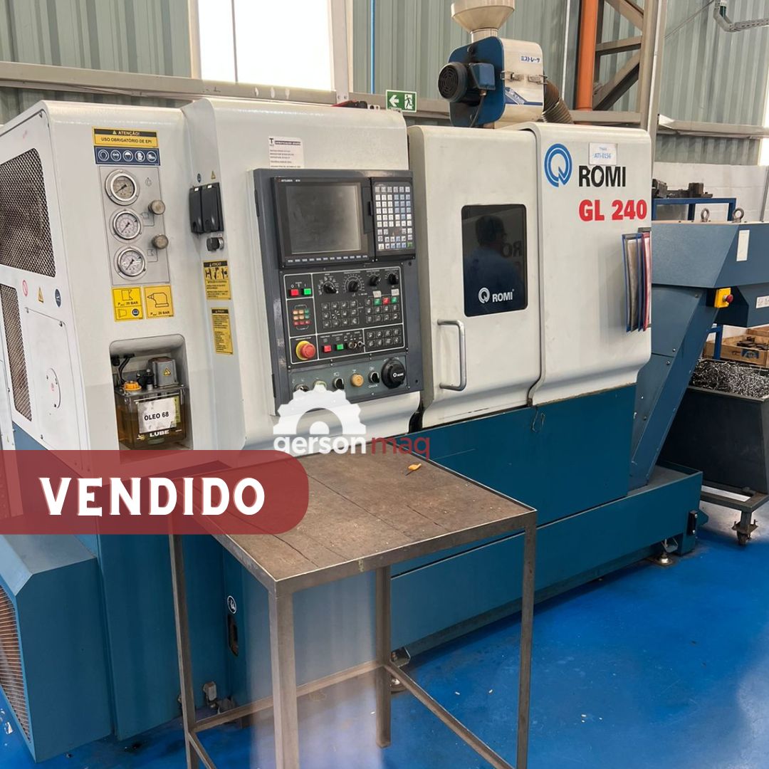 TORNO CNC ROMI GL240 ANO 2009